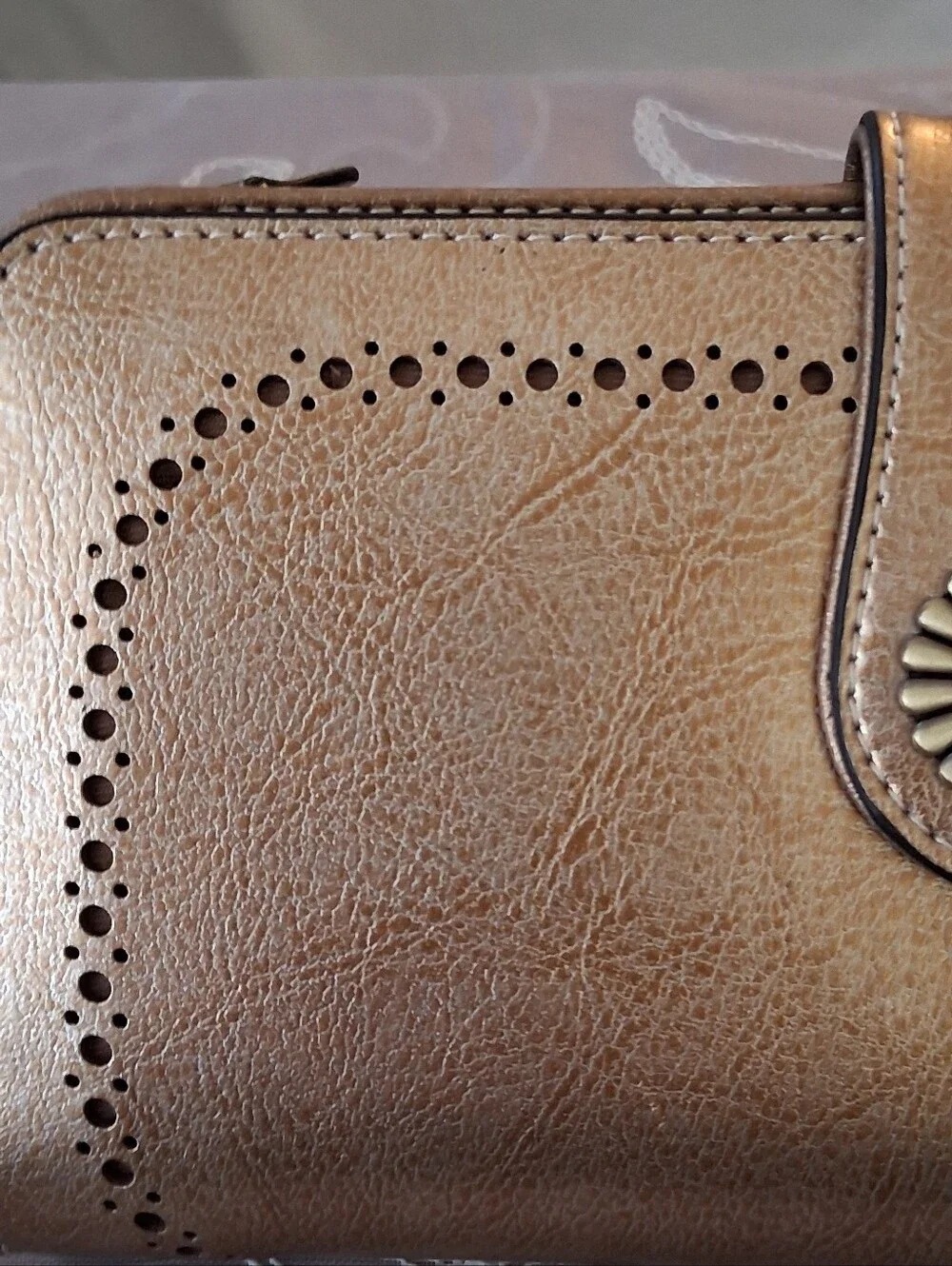 Sendifin Large Capacity Goldtone Clutch Wallet W/RFID Blocking